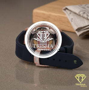 Elegante Reloj con Esfera Azul y Diamantes, Correa de Silicona Premium, Reloj de Lujo, Joyería de Moda - Product Image 2