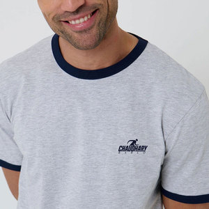 Camiseta Ringer de Estilo Profesional con Diseño de Cuello en Contraste para Atuendos Casuales y Uso Diario - Product Image 6