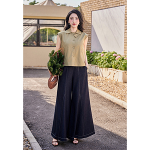 Blusa sin Mangas para Mujer, Diseño ODM OEM, Color Caqui, Pliegues en la Espalda, Cuello con Botones, Estilo Casual para Otoño e Invierno, Marca ELLERY - Product Image 2