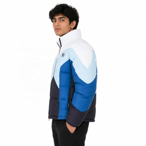 เสื้อแจ็คเก็ตพัฟเฟอร์บุฉนวนกันหนาวน้ำหนักเบาสำหรับผู้ชาย OEM แบบมีสีตัดกัน เสื้อแจ็คเก็ตฤดูหนาวบุผ้านวมสำหรับผู้ชาย เสื้อผ้าสตรีทแวร์สั่งทำพิเศษ ขายส่งจากสหรัฐอเมริกา - Product Image 4