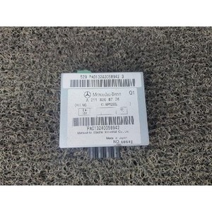 ECUs et modules informatiques d'occasion de classe E A2118208726 - Product Image 1