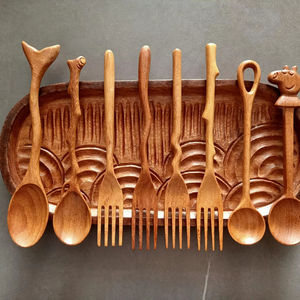 Cuchara de madera con forma de cola de ballena tallada a mano, para cualquier ocasión, decoración de cocina, mesa de comedor, fiesta, multifuncional. - Product Image 1