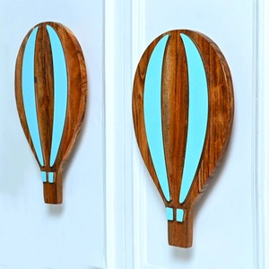 Poignée de porte en bois pour enfants, accents bleus, poignées de meuble en forme de montgolfière, de haute qualité, durables, pour armoire de chambre à coucher - Product Image 1