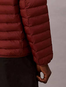 Veste matelassée à col montant en nylon rouge pour homme, personnalisable avec logo, résistante à l'eau et au vent, best-seller - Product Image 5