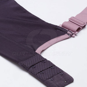 Sujetador Deportivo Transpirable de Alta Calidad con Logotipo Frontal, Diseño Sin Costuras, Cobertura Total y Soporte Fuerte para Entrenamiento Físico - Product Image 6