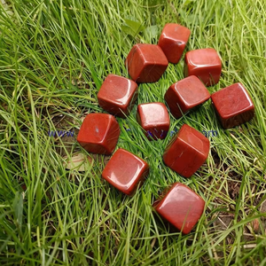 Pierre de cristal de jaspe rouge naturel, bloc carré poli, pierre précieuse de guérison pour la méditation Reiki, décoration de la maison, cadeau - Product Image 3