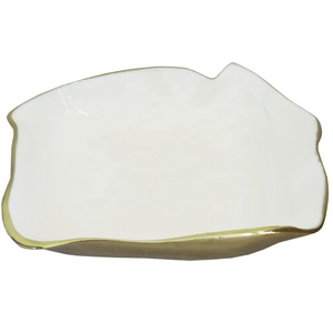 Venta caliente hecho a mano ecológico oro y blanco decorativo aluminio Metal bandeja para servir para el hogar restaurante Hotel uso - Product Image 3