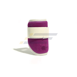 Protector de Codo de Béisbol/Sóftbol de Alta Calidad, Personalizado, de Material Compuesto Ligero, para Uso Profesional, Duradero y Cómodo - Product Image 3