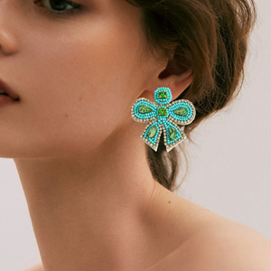 Boucles d'oreilles pendantes nœud papillon en perles de riz vertes pour femme, broderie artisanale exclusive, élégantes, en alliage de zinc et plastique, cadeau - Product Image 2