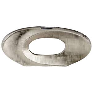 Jarrón de Metal Plateado Nórdico Moderno, Florero Ovalado Hueco Abstracto de Lujo, Florero Metálico Texturizado para Decoración del Hogar y Hoteles - Product Image 1