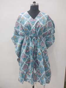 Robe Kaftan en Coton pour Femme, Col en V, Manches Chauve-Souris, Imprimé Floral, Coupe Ample Simple, Longueur Genou, à Nouer, Printemps-Été, Tenue Décontractée - Product Image 1