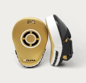 Par de Guantes de Boxeo Rival Boxing RPM-100, Color Negro y Dorado, Espuma/EVA/Cuero, Equipo de Entrenamiento Resistente para Todas las Estaciones - Product Image 2