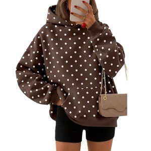 Sudadera con capucha para mujer, personalizada, 100% algodón piqué, 220 GSM, manga corta, color liso, con bordado en el pecho, proveedor informal de Bangladesh - Product Image 4