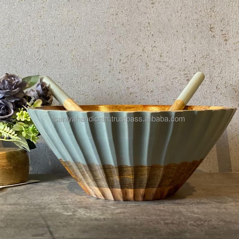 สีดำสีกากี