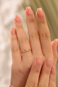 แหวนเงินแท้ 925 ทำมือ สไตล์มินิมอล คริสเตียน ประดับเพชรทรงกลม ซ้อนกันได้ วงแหวนแต่งงานแบบอินฟินิตี้ สำหรับผู้หญิง - Product Image 3