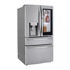 LG 23 cu. ft. Smart wi-fi Enabled InstaView Door-in-Door Counter-Depth <b>Refrigerator</b> with Craft Ice Maker - Product Image 3