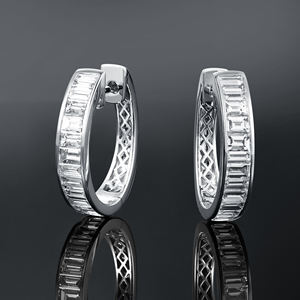 Pendientes de Aro Clásicos Unisex de Plata 925 con Moissanita Corte Baguette, Engaste de Canal, Joyería Geométrica para Boda - Product Image 2