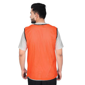 Maillots d'entraînement respirants en maille grande taille pour football, rugby, hockey et cricket - Tailles et designs personnalisables - Product Image 3