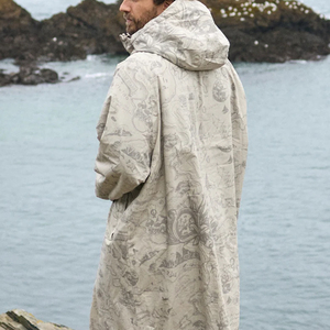 Bata de Natación Ligera para Hombres, Mujeres y Atletas Jóvenes que se Dedican a Actividades Acuáticas - Product Image 2