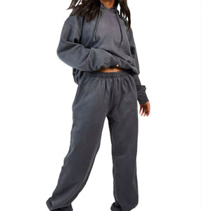 Survêtement élégant et confortable en tissu délavé, matière douce et respirante, idéal pour les tenues décontractées et le style urbain. - Product Image 1