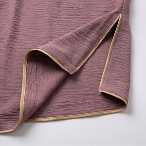 Nouvelle conception Ensemble Abaya ouverte Style Modeste 2 Pièces Vêtements Femme Viscose Soyeuse Plissée Mousseline Jilbab Couleur Personnalisée - Product Image 6