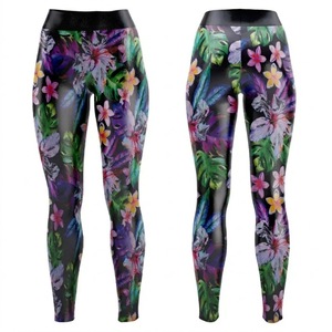 Leggings d'équitation pour femmes à taille haute, sublimation, imprimé baroque noir et or, extensibles dans quatre directions, séchage rapide, faible MOQ - Product Image 4
