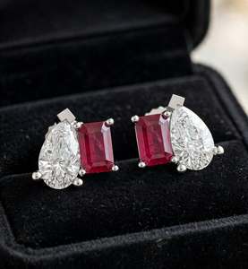Pendientes de Oro Blanco de 14 Quilates SARVOTTAM para Mujer, Joyería Fina con Rubí y Diamante Cultivados en Laboratorio, Estilo Toi Et Moi, para Bodas y Fiestas - Product Image 1