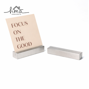 Porta Tarjetas Minimalista de Latón, Soporte Metálico para Tarjetas de Visita, Portafotos de Escritorio, Soporte para Notas, Exhibidor de Tarjetas para Mesa de Oficina - Product Image 4