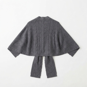 Châle de luxe tricoté chaud d'hiver, doux effet cachemire, écharpe-couverture oversize, poncho à franges et pompons pour femme, vente en gros - Product Image 2