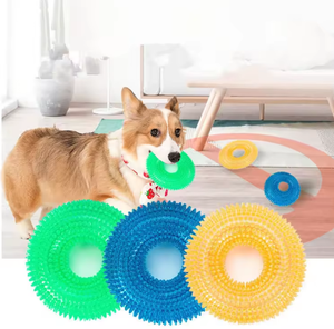 Juguetes para Perros Indestructibles de TPR, Juguetes Chirriantes para Perros, Anillos con Púas, Juguetes para Limpiar los Dientes de los Perros - Product Image 1