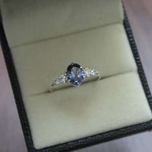 Bague avec accent en tanzanite, argent sterling S925, bague en pierres précieuses, bijoux élégants, cadeau pour femme, bague de promesse - Product Image 1