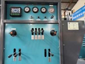 Plataforma de Perforación Rotatoria Diésel FY-350 para Pozos de Agua, Máquina Perforadora Hidráulica con Bomba de Motor, Bajo Costo de Mantenimiento, Personalizable - Product Image 3