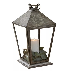 Lanterne avec panneaux en verre et porte-bougie pour la décoration de la maison - Product Image 1
