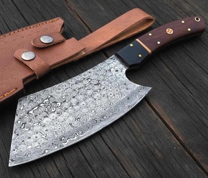 Cuchillo de carnicero ambidiestro hecho a mano de acero de Damasco con mango de madera y funda de cuero para supervivencia al aire libre, corte de carne y cocina. - Product Image 5