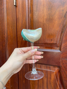 คอลเลคชั่นใหม่ 2026 แก้วไวน์เปลือกหอย ดีไซน์คลาสสิก ทำมือ เป็นมิตรกับสิ่งแวดล้อม เหมาะสำหรับห้องรับประทานอาหารหรูหรา ห้องครัว โรงแรม และบ้าน - Product Image 4