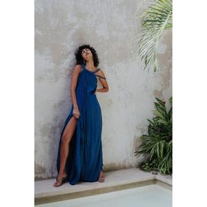 Robe fourreau asymétrique plissée longue fendue taille haute sans manches couleur unie coupe élégante taille naturelle 100% coton pour l'été - Product Image 1