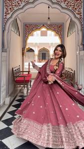 Ensemble de robe Anarkali brodée rose avec dupatta, vêtements ethniques pour femmes pour mariage, fête, Diwali - Product Image 3