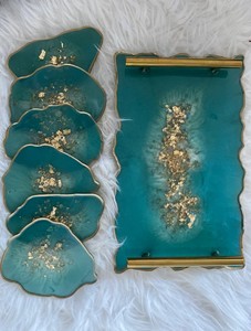 Decorative Resin Platter Luxury Craftsmanship Suitable for Serving Food Beverages and Display Arrangements - Product Image 3