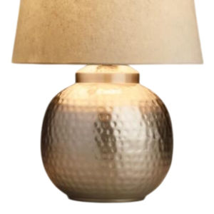 Lámpara de mesa antigua con base de metal bronce martillado y pantalla de lino para decoración de sala de estar, dormitorio u oficina al mejor precio. - Product Image 2