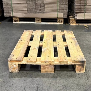 Palette en bois industrielle Euro à prix d'usine, entrée 4 directions, pour la fabrication, le stockage, l'expédition et la manutention de matériaux, offrant une stabilité accrue - Product Image 5