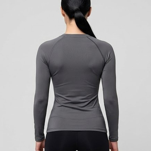 T-shirt de compression à manches longues pour femme, col rond, sous-vêtement technique pour le sport, le yoga et l'entraînement en salle de sport - Product Image 2
