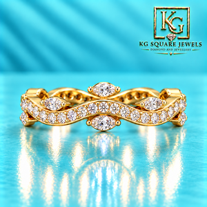 Bague éternelle à barres cannelées avec diamant de laboratoire, au style moderne et luxueux, et au charme de la joaillerie fine élégante - Product Image 2