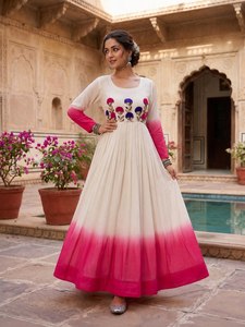 Elegante Vestido Anarkali de Organza Bordado con Estampado Floral, Corte en A, Largo hasta el Suelo, Manga Larga, Cintura Imperio, para Fiestas - Product Image 4