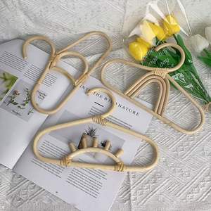 BÉBÉ Rotin Multifonctionnel Flexible Conception Cintre À La Main Placard Pépinière Enfants Enfants Tendance Top Vente Articles - Product Image 3