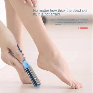 Outil de massage des pieds double face pour éliminer les peaux mortes et les callosités, outil de limage des pieds pour une pédicure à domicile - Product Image 2