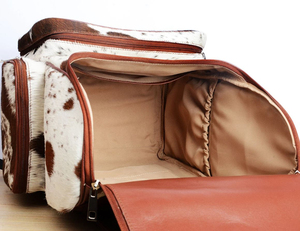 Sac à dos en cuir de vache marron et blanc à imprimé animal, 15 pouces, souple, plusieurs poches, sac à dos unisexe pour la journée - Product Image 5