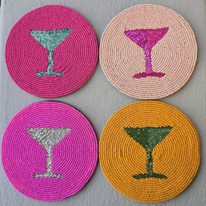 Sous-verre élégant en perles de verre avec broderie de perles détaillée, parfait pour les boutiques de décoration et les collections de cadeaux - Product Image 5