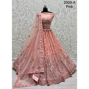 Collections de robes de mariée indiennes Fabzone FZBELLA en velours avec broderie Zarkhan pour les mariées - Product Image 1