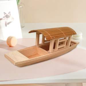 Bateau en bois artisanal pour centre de table, décoration nautique et côtière, objet artistique pour une ambiance intérieure élégante - Product Image 1