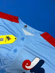 เสื้อเจอร์ซีย์ระบายความชื้นเสื้อเบสบอลปุ่มลงพิมพ์ซับลิเมชัน - Product Image 5